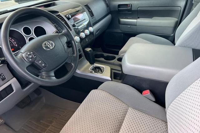 Photo of 2012 Silver Sky Metallic Toyota Tundra