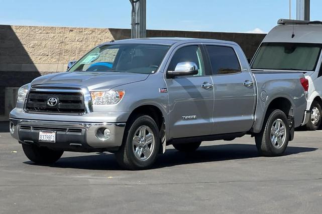 Photo of 2012 Silver Sky Metallic Toyota Tundra