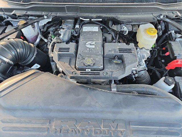 Photo of 2024 Granite Crystal Metallic Clearcoat RAM 2500