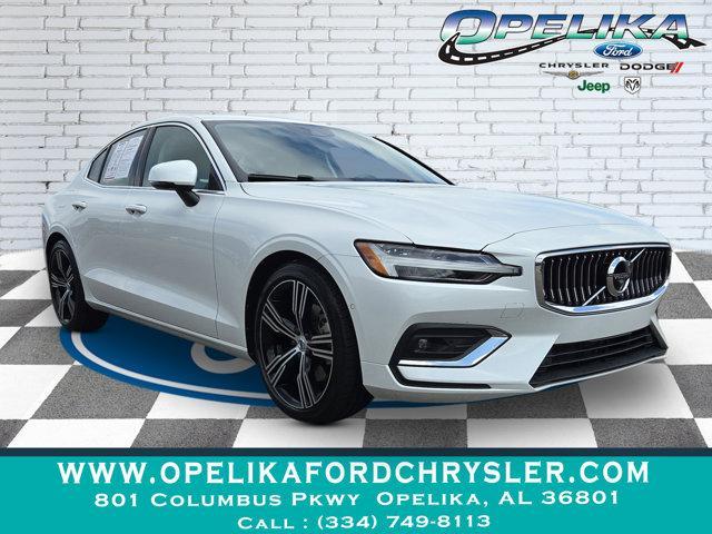 2022 Volvo S60