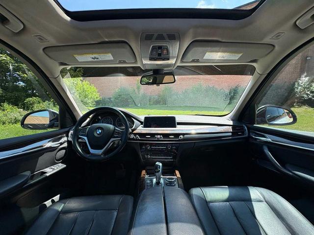 Photo of 2014 White BMW X5