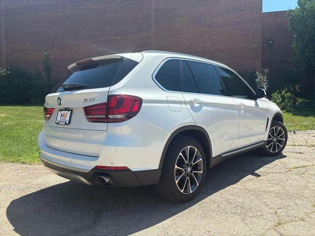 Photo of 2014 White BMW X5