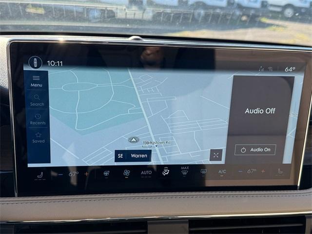 Photo of 2025 Whisper White Lincoln Corsair
