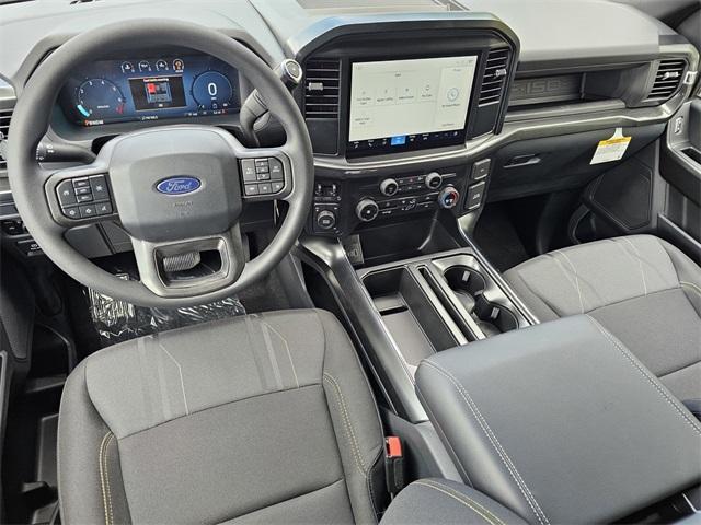 Photo of 2025 Oxford White Ford F-150
