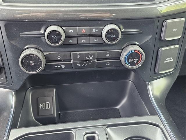 Photo of 2025 Oxford White Ford F-150