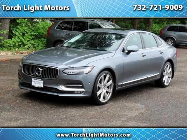 2017 Volvo S90