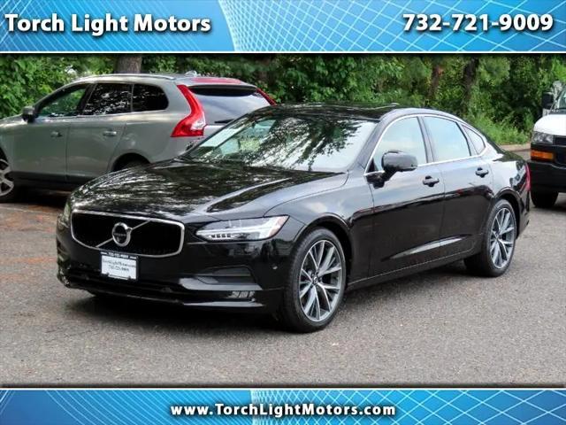 2017 Volvo S90