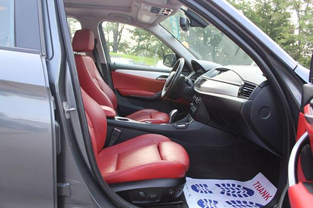 Photo of 2013 Mineral Gray Metallic BMW X1