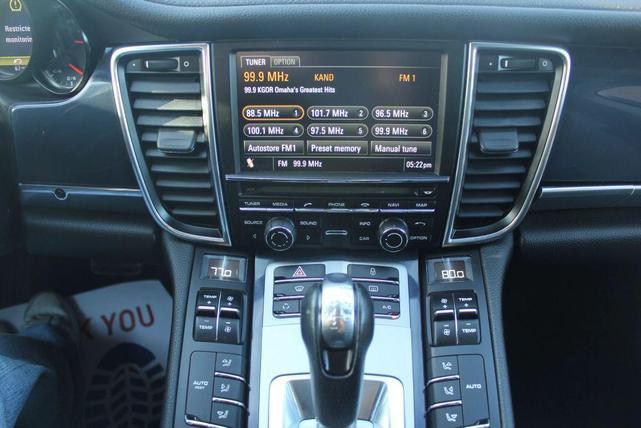 Photo of 2012 Silver Porsche Panamera
