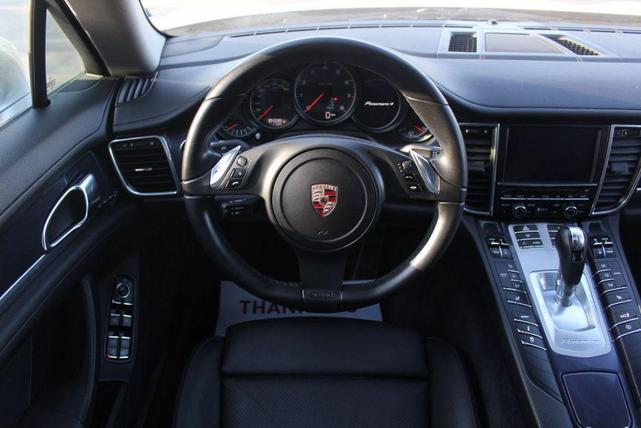 Photo of 2012 Silver Porsche Panamera