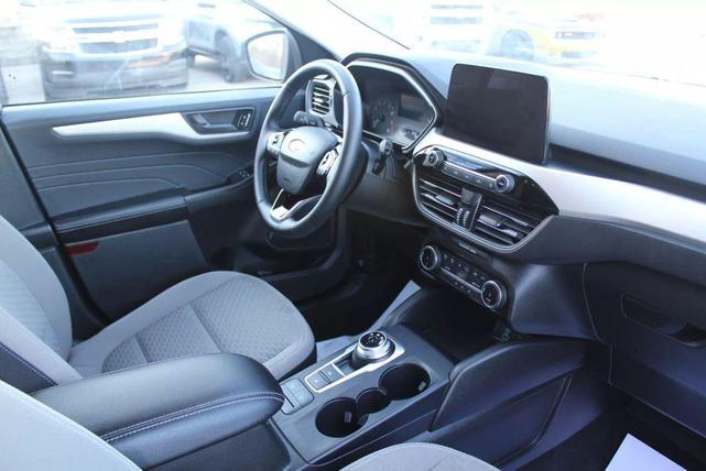 Photo of 2022 Blue Ford Escape