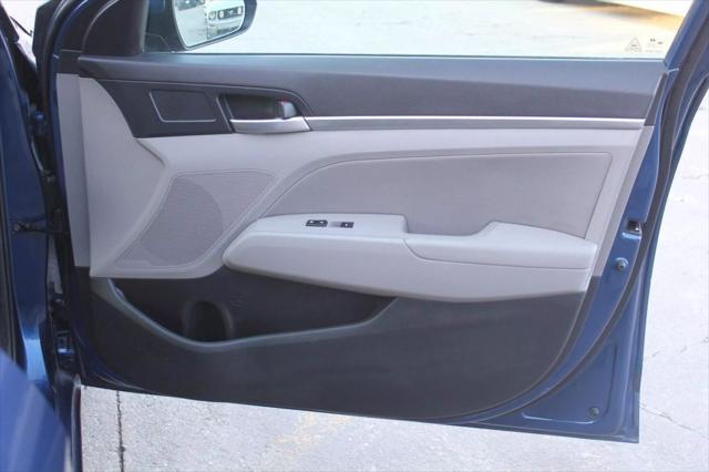 Photo of 2020 Lakeside Blue Hyundai ELANTRA
