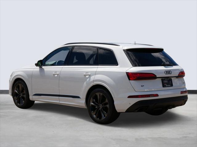 Photo of 2025 Glacier White Metallic Audi Q7
