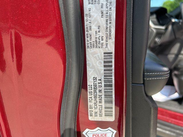 Photo of 2024 Velvet Red Pearlcoat Jeep Grand Cherokee