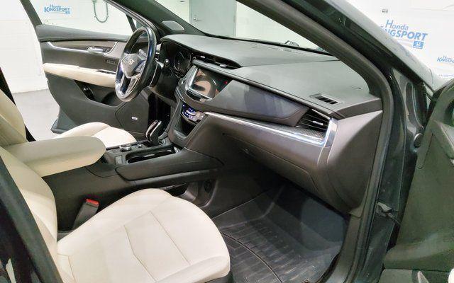 Photo of 2020 Shadow Metallic Cadillac XT5