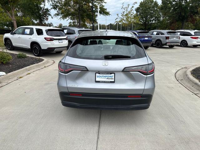 Photo of 2025 Lunar Silver Metallic Honda HR-V