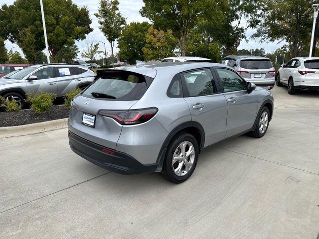 Photo of 2025 Lunar Silver Metallic Honda HR-V