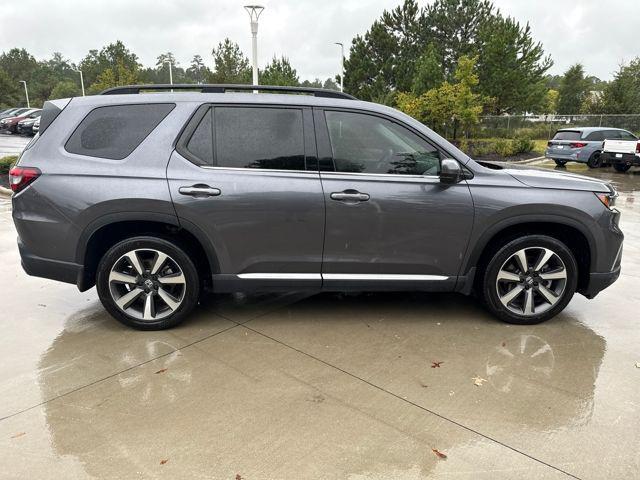 Photo of 2025 Nh-797mv/Modern Honda Pilot