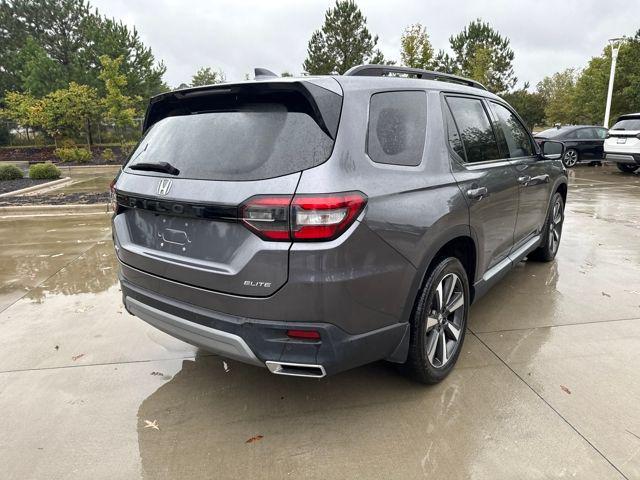 Photo of 2025 Nh-797mv/Modern Honda Pilot