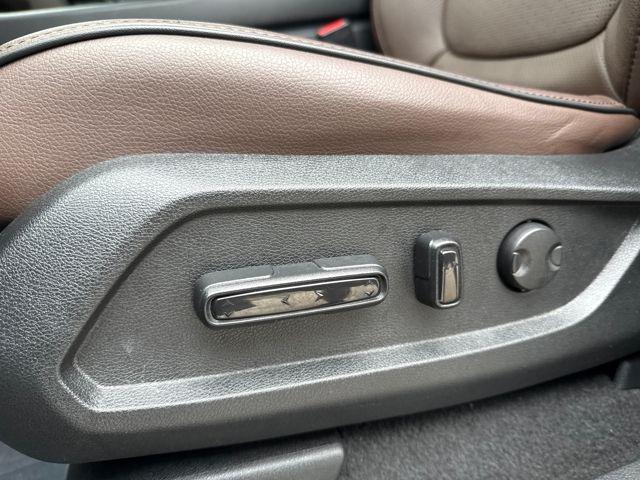 Photo of 2025 Nh-797mv/Modern Honda Pilot