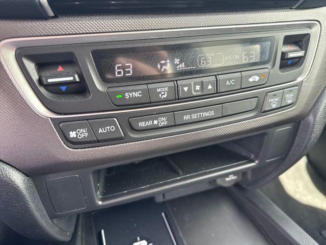 Photo of 2024 Crystal Black Pearl Honda Ridgeline