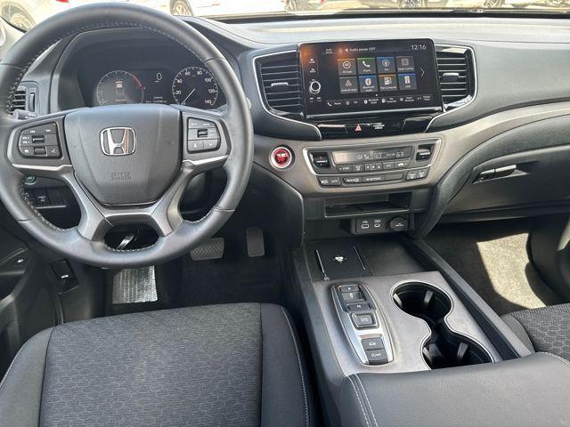 Photo of 2024 Crystal Black Pearl Honda Ridgeline