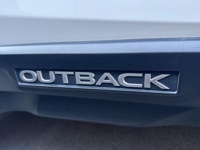 Photo of 2021 Crystal White Pearl Subaru Outback