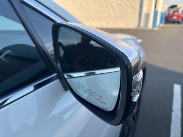 Photo of 2021 Crystal White Pearl Subaru Outback