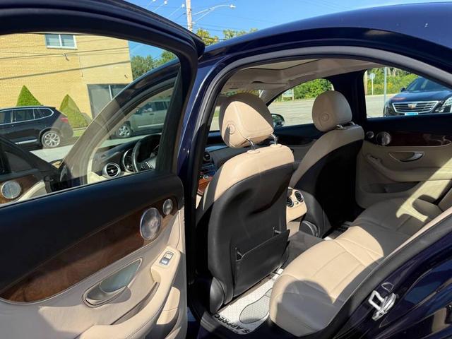 Photo of 2015 BLUE Mercedes-Benz C-Class