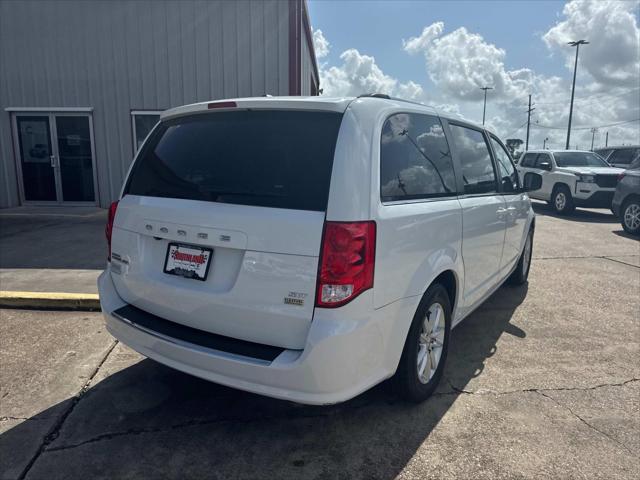 Photo of 2019 White Knuckle Clearcoat Dodge Grand Caravan