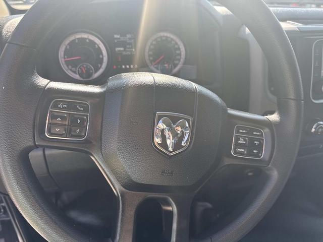 Photo of 2024 Billet Silver Metallic Clearcoat RAM 1500
