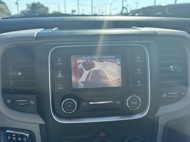 Photo of 2024 Billet Silver Metallic Clearcoat RAM 1500
