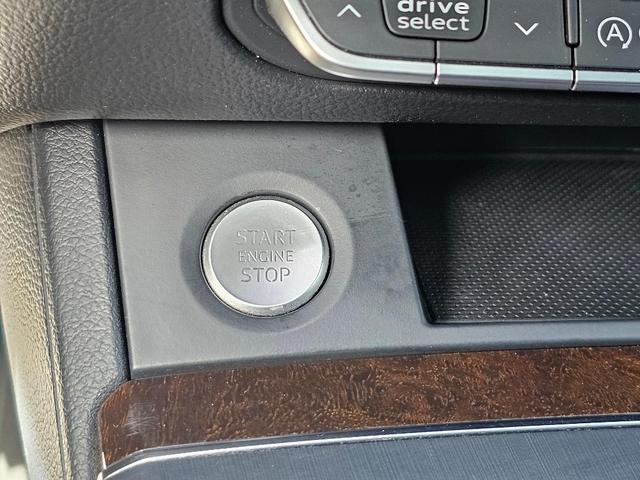Photo of 2018 Matador Red Metallic Audi Q5