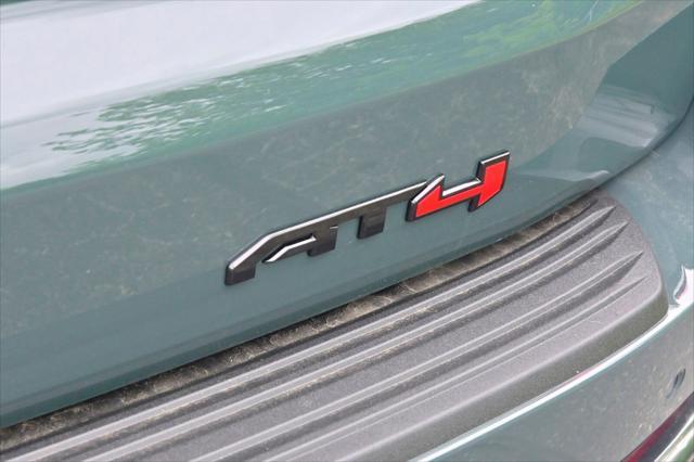 Photo of 2025 Midnight Pine GMC Yukon