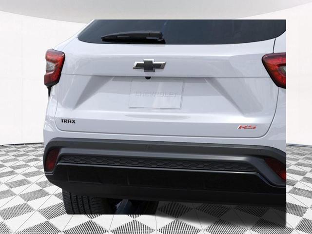 Photo of 2026 Summit White Chevrolet Trax