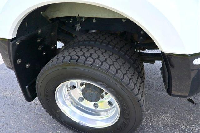 Photo of 2020 Star White Metallic Tri-Coat Ford F-450