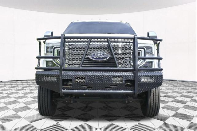 Photo of 2020 Star White Metallic Tri-Coat Ford F-450