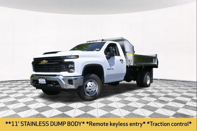 Photo of 2025 Summit White Chevrolet Silverado 3500