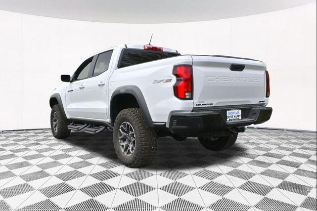 Photo of 2026 Summit White Chevrolet Colorado