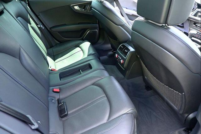 Photo of 2014 Black Audi RS 7