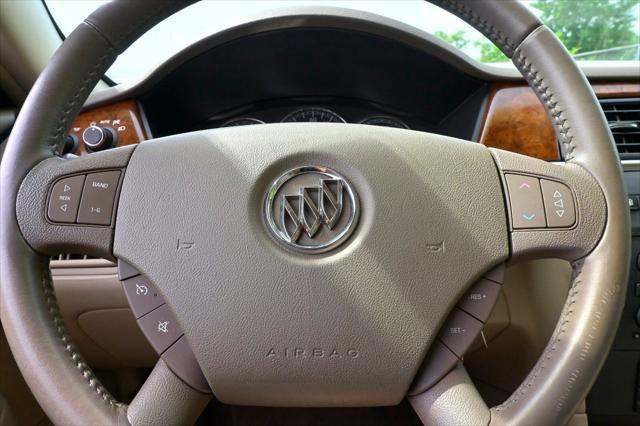 Photo of 2005 Cardinal Red Metallic Buick LaCrosse
