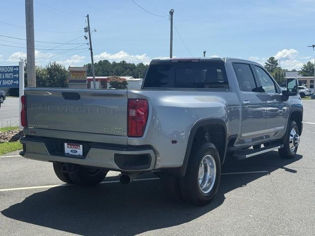 Photo of 2025 Sterling Gray Metallic Chevrolet Silverado 3500
