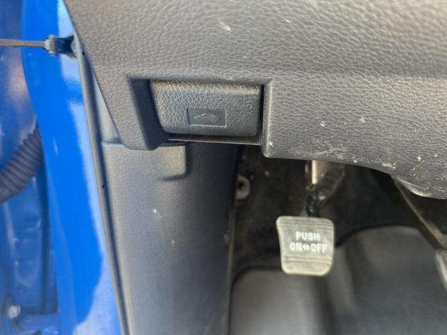 Photo of 2021 Voodoo Blue Toyota Tundra