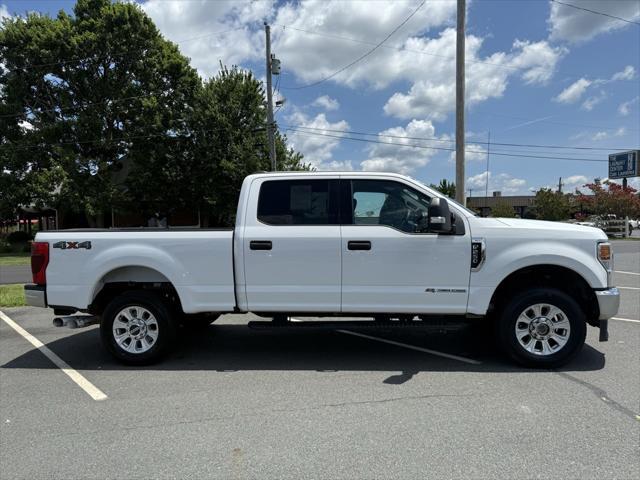 Photo of 2021 Oxford White Ford F-250