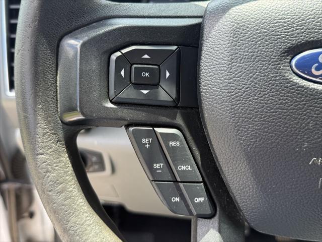 Photo of 2021 Oxford White Ford F-250