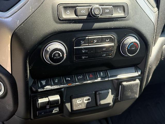 Photo of 2024 Black Chevrolet Silverado 2500