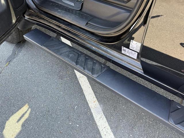 Photo of 2024 Black Chevrolet Silverado 2500