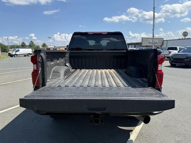 Photo of 2024 Black Chevrolet Silverado 2500