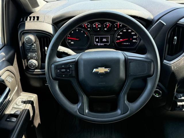 Photo of 2024 Black Chevrolet Silverado 2500