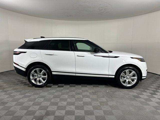 Photo of 2026 Fuji White Land Rover Range Rover Velar